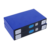 Cellule de batterie au lithium Grade A + EV 3.2V 32Ah 50Ah LFP LF32 LF50 LiFePO4 pour le stockage solaire ESS de batterie externe