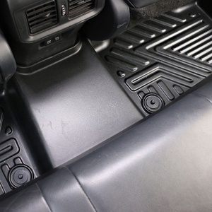 Tapis de sol de voiture 5D TPE imperméable avec logo personnalisé, nouveau design, pour Hilux Revo - Product Image 5