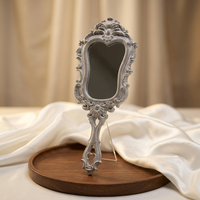 Miroir à main sculpté vintage européen, miroir de vanité décoratif de luxe léger, artisanat
