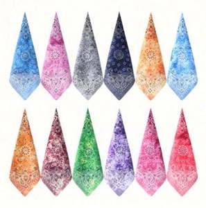 Petit mouchoir carré en coton imprimé personnalisé, bandana carré en coton et polyester pour les sports de plein air - Product Image 2