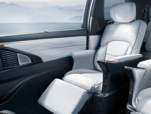 Nouvelle <span class=keywords><strong>voiture</strong></span> <span class=keywords><strong>hybride</strong></span> <span class=keywords><strong>rechargeable</strong></span> de luxe Gac Trumpchi M8 RHD, monospace 7 places, sièges d'avion confortables et luxueux, véhicule électrique - Product Image 2