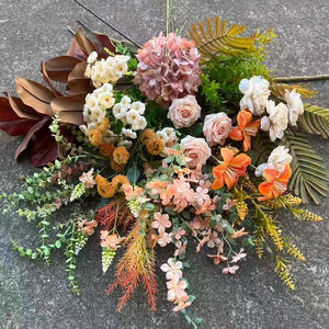 Set de Diseño Floral con Tonos Suaves de Moca y Crema, Botánicos Naturales - Paleta Cálida y Cohesiva para Arreglos Florales - Product Image 2