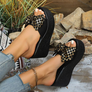 Nouvelles sandales compensées M10 à plateforme épaisse pour femme, style été, grande taille, motif floral, tendance, pour le commerce international - Product Image 4