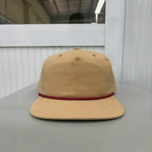 Casquette Snapback personnalisée à 5 panneaux en polyester souple structuré avec corde, fabriquée en usine au Vietnam, légère, décontractée et tendance - Product Image 1