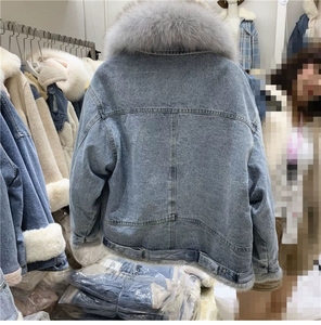 Vente en gros de <span class=keywords><strong>veste</strong></span> en fourrure Demin pour femmes pardessus 2024 hiver mode jean <span class=keywords><strong>veste</strong></span> de luxe - Product Image 5
