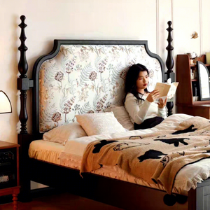 Cama de Madera Maciza Estilo Campestre Francés con Cuatro Postes, Tapicería Floral, Camas King Size Personalizadas - Product Image 4
