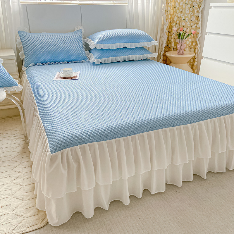 Style jupe de lit, un choix haut de gamme en bleu azur.
