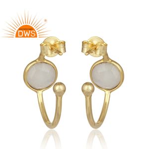Aretes de Aro de Plata con Baño de Oro Amarillo y Piedra Lunar Arcoíris de Aspecto Elegante, Joyería de Diseño al por Mayor - Product Image 3
