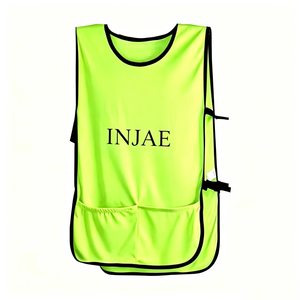 Delantal Personalizado con Logotipo INJAE, Delantal sin Mangas con Doble Bolsillo, Delantal de Trabajo para Golf - Product Image 2