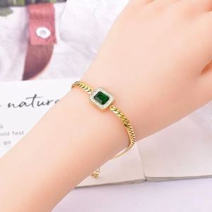 Ожерелье из нержавеющей стали с изумрудно-зеленым кубиком - Product Image 5