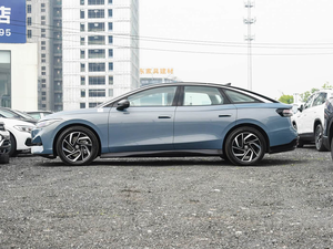 Sedán Eléctrico ID.7 VIZZION PRO 2024, Vehículo Eléctrico de Largo Alcance (642 km) - Product Image 5