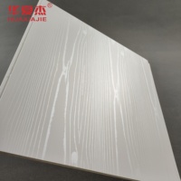 Panneau de plafond/mur moderne en PVC, ignifuge, étanche, grille de plafond carrée, insonorisant, garantie 5 ans, prix usine abordable, robuste et très demandé