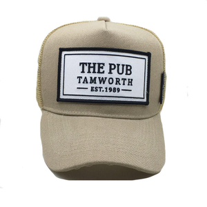 Gorra Trucker de 5 Paneles Personalizada por Fabricante Australiano, con Malla y Parche Bordado con Rayas y Logotipo - Product Image 4