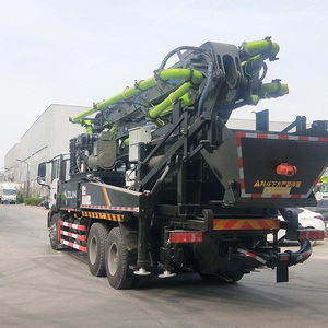 Pompe à béton mobile montée sur camion Zoomlion à moteur diesel, flèche sectionnelle de 56 m, productivité de 170 m³/h, 2001-4000 heures, vente chaude - Product Image 2