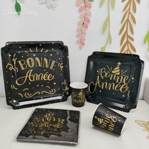 DAMAI Fournitures de fête du Nouvel An, Ensemble de vaisselle jetable noir et doré, comprenant assiettes, gobelets en papier et serviettes, pour la fête de la Bonne Année - Product Image 1