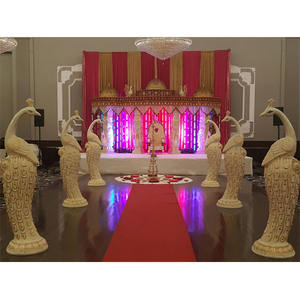 Tradicional elegante boda pasillo camino decoraciones fibra pavos reales Mandap entrada estatuas pasarela Pavo Real pilares - Product Image 1