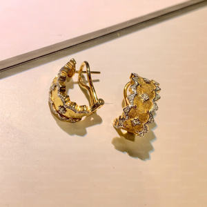 Boucles d'oreilles en diamant rond de 0,185 ct cultivé en laboratoire, boucles d'oreilles pour femmes de forme irrégulière, parfaites pour les fêtes - Product Image 6