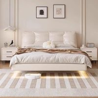 Lit flottant moderne et minimaliste, lit double pour chambre principale, haut de gamme, élégant, style crème français, tendance sur les réseaux sociaux, lit de luxe léger