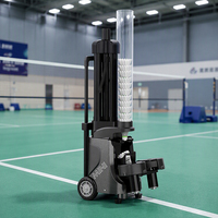 Machine de service automatique de badminton portable avec contrôle par application pour l'entraînement
