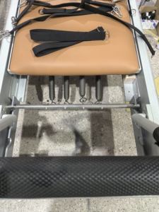 Cama de Pilates Profesional de Alta Gama, Resistente, de Aluminio, Clásica, para Estudio Comercial - Product Image 4