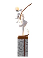 Hôtel club Galerie Hall d'exposition Portrait créatif fille dansant art décoratif sculpture lampadaire