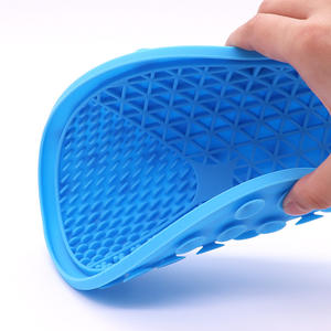 Tapete para Lamer para Mascotas, Comedero Lento para Perros y Gatos, Alivio de la Ansiedad, Tapete para Lamer, Juguete para Combatir el Aburrimiento, Enriquecimiento para Cachorros y Gatitos, Diversión Durante la Hora de Comer - Product Image 2