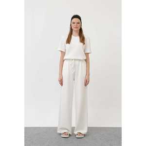 Conjunto Deportivo Minimalista para Mujer, Blanco, Transpirable, Diseño Simple, Tela de 220g - Product Image 3