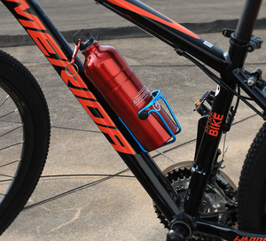 Portabotellas de aleación de aluminio para bicicleta de montaña, soporte para vaso de agua, accesorios para bicicleta - Product Image 4