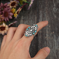 Boho terukir hadiah perhiasan Desember Birthstone Turquoise Cluster Chunky Band cincin untuk wanita Oval Turquoise Concho Ring