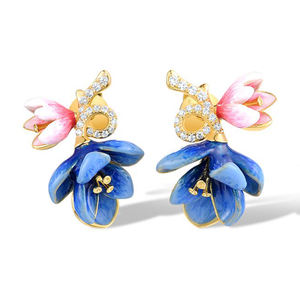 925 Sterling Silver Charmant CZ Émail Fleur Boucles D'oreilles pour les Femmes Unique Bonne Qualité Bijoux De Mode pour les Vacances et les Cadeaux - Product Image 1