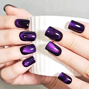 Haute Qualité Salon Doux Gel Presse sur <span class=keywords><strong>Ongles</strong></span> Fournitures Logo Personnalisé Court Carré <span class=keywords><strong>Faux</strong></span> <span class=keywords><strong>Ongles</strong></span> Violet Foncé Couleur Bling Cat Eye Nail Tips - Product Image 3