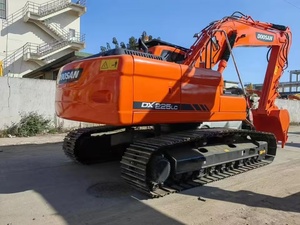 Excavatrices sur chenilles Doosan DX225 d'occasion économiques avec moteur coréen d'origine, certifiées CE ISO et équipées d'un accessoire de préhension - Product Image 2