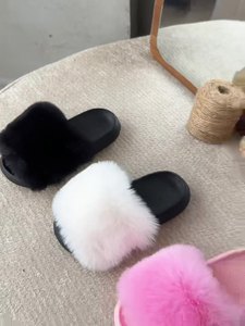 Nouvelles pantoufles moelleuses en EVA pour enfants, antidérapantes et chaudes, idéales pour les jeunes enfants et les bébés, pantoufles d'extérieur pour garçons et filles - Product Image 2