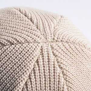 Bonnet tricoté personnalisé à revers court avec logo pour homme, style Docker, Trawler, ou Fisherman, idéal pour la vente en gros et les marques privées - Product Image 2