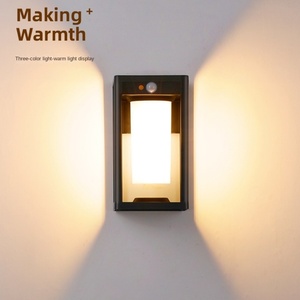 โคมไฟติดผนังอลูมิเนียมพลังงานแสงอาทิตย์ LED กันน้ำกลางแจ้งพร้อมเซ็นเซอร์ตรวจจับความเคลื่อนไหวสำหรับสวนและรั้ว - Product Image 4