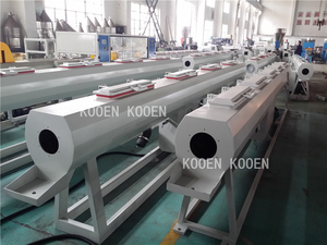 Tanque de Moldeo por Enfriamiento por Pulverización y Calibración al Vacío para Tuberías de Plástico HDPE PP PPR - Product Image 5