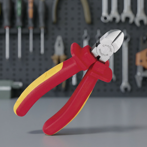Outils isolés électriquement de haute qualité de la marque UPTI fabriqués à Taïwan, certifiés GS, en acier OEM, pinces coupantes diagonales industrielles 1000V - Product Image 3