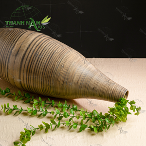 Vase en bambou décoratif durable, design moderne en spirale, écologique et durable, couleur personnalisable pour salon/hôtel - Product Image 6