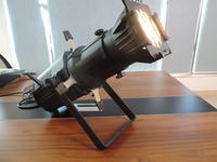 Lámpara de imagen LED de 200W con enfoque fijo, foco LED multifuncional para bodas, exposiciones, películas, programas de televisión, luces traseras