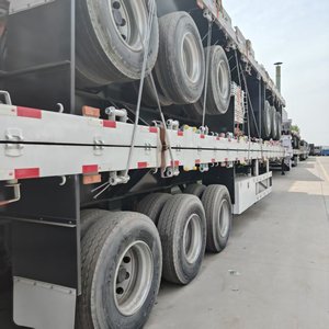 Semirremolque Cisterna de Combustible de 3 Ejes a Bajo Precio, 45m3 50m3, Remolque Cisterna de Carga Pesada, Semirremolque Cisterna de Acero al Carbono - Product Image 6