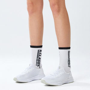 AKIII CLASSIC Zapatos de viaje coreanos Súper ligeros Easy Walk Summer Driving Sneakers Daily Fit - Product Image 2