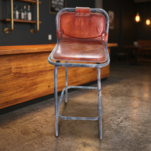 Chaise de bar industrielle vintage en fer et métal, style design contemporain antique, pour hôtels et bars à domicile - Product Image 2