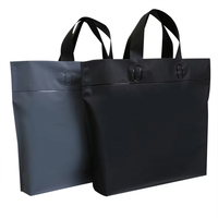 Sac de shopping en plastique de haute qualité avec poignée, design gratuit, pour l'emballage de vêtements, logo personnalisé