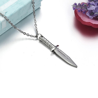Collier en forme de couteau de poche militaire créatif en acier inoxydable pour hommes, vente en gros d'usine de bijoux