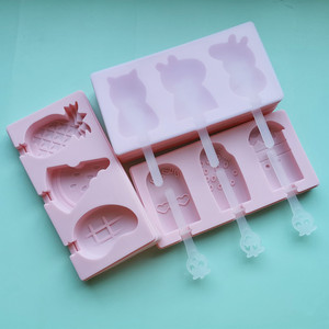 Moule à glace en silicone sans BPA, motif dessin animé, pour bâtonnets de crème glacée, fabrication maison, qualité alimentaire, avec couvercle et bâtonnets - Product Image 2