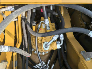 Les grandes pelles hydrauliques sur chenilles Cat325D Caterpillar originales 25 tonnes Cat325 pelleteuses à godets d'occasion - Product Image 5