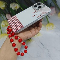Étui de téléphone portable rouge pour Iphone X Xr Xs Max 11 12 13 14 15 16 Pro Max Air Étuis de téléphone avec la médaille pour 16 Plus 15 Pro 14