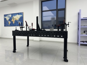 Tavolo da Saldatura in Acciaio Economico 1500x1000mm con Fori a Griglia da 16mm, Nuovo, per Uso Didattico Fai-da-te, Stazione di Saldatura Economica - Product Image 4