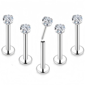 Piercing à griffes en acier inoxydable avec zircon, calibre 1,0 mm, longueur 6 mm, pour cartilage et lèvre - Product Image 3