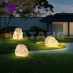 Luz LED en forma de piedra 3D impermeable IP65 personalizada para decoraciones de festivales de jardín al aire libre con Material de fibra de vidrio de resina - Product Image 3